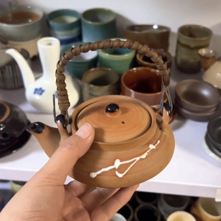 盖碗瓷器直播放漏中