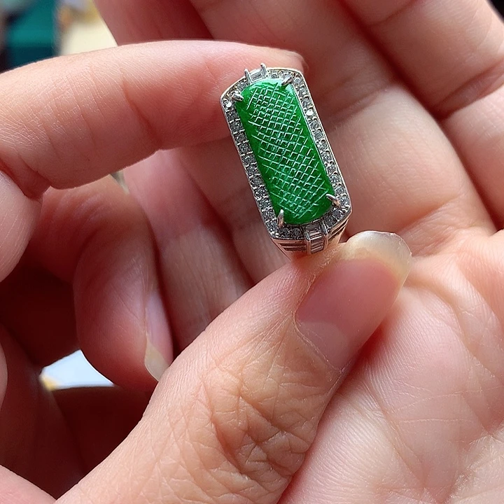 颈饰银S925镶嵌翡翠翡翠