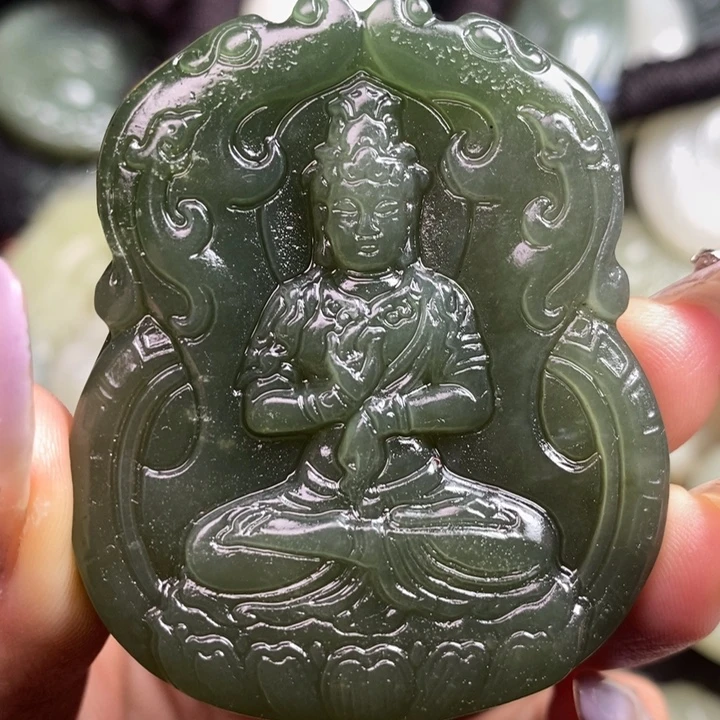 和田玉未镶嵌颈饰