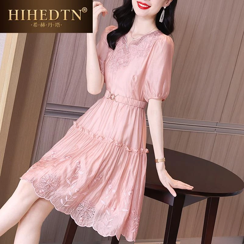 希赫丹塔收腰连衣裙女夏季轻奢法式复古木耳边镂空刺绣小个子裙子