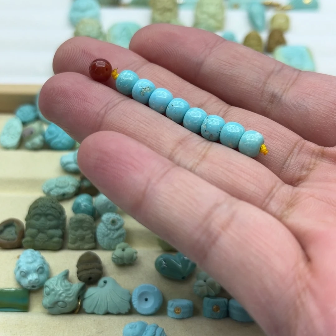 南红玛瑙未镶嵌B190有瑕