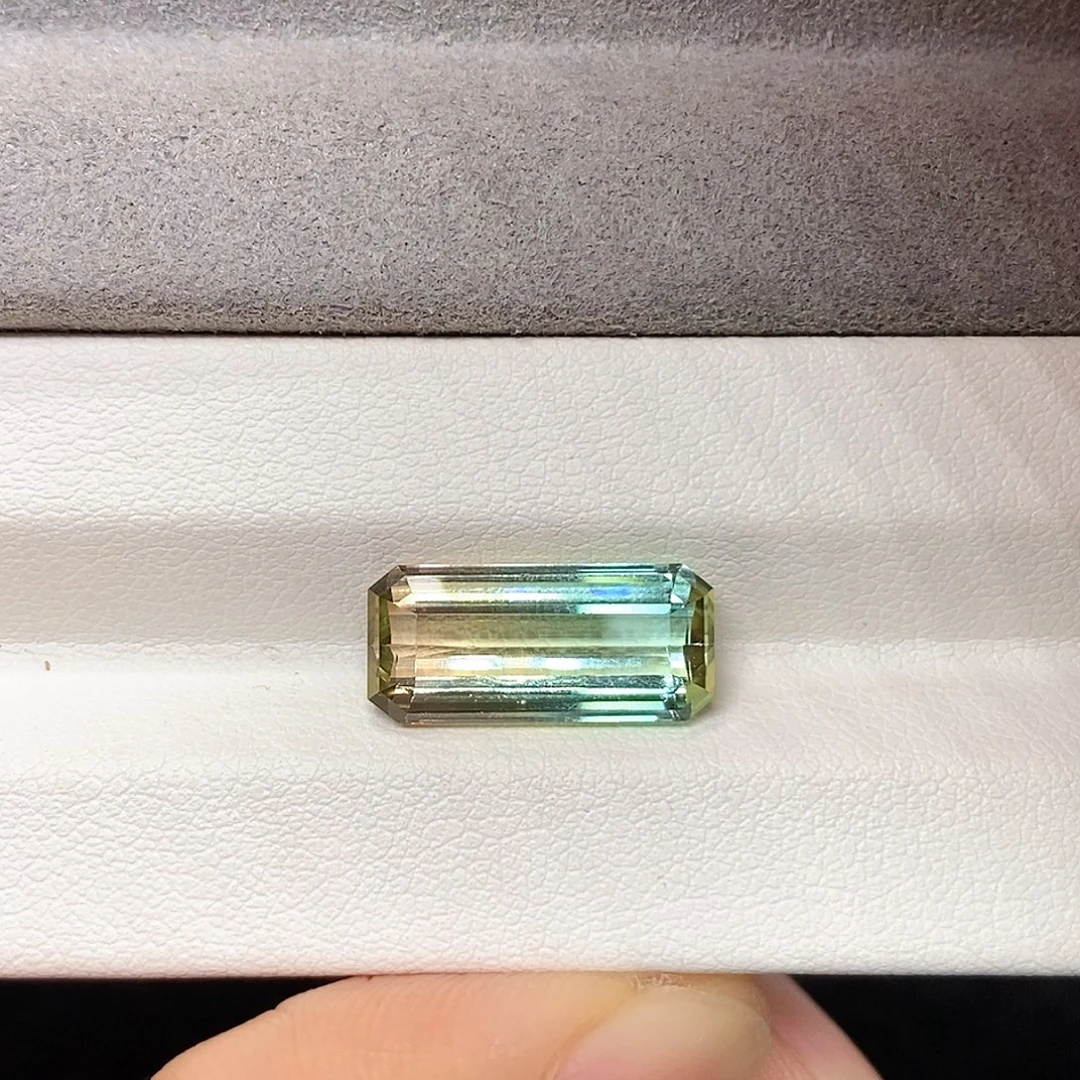 6.095克拉天然全净满火彩西瓜碧玺未镶嵌碧玺