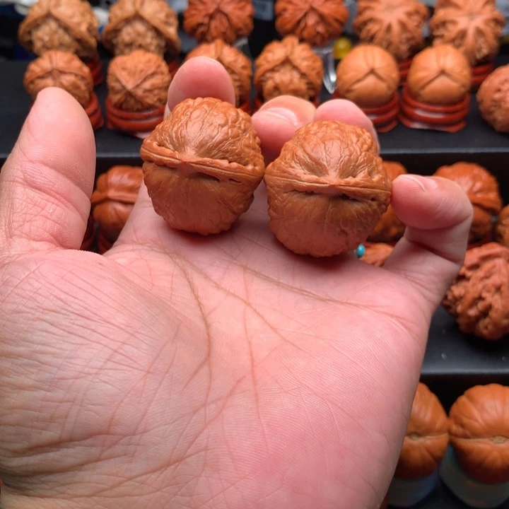 把件桃核白*野生小手捻