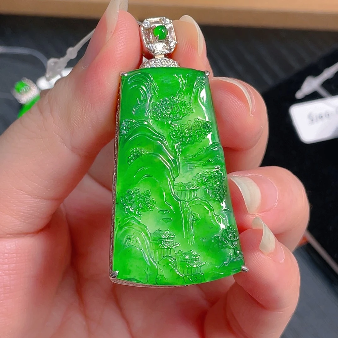 吊坠(不含链)未镶嵌翡翠