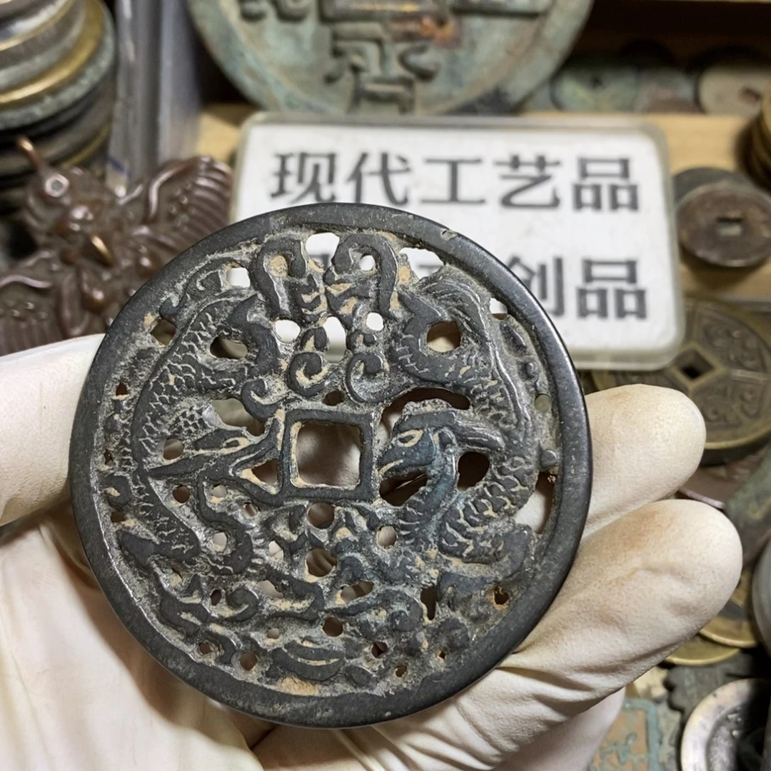 铜现代工艺品学习币