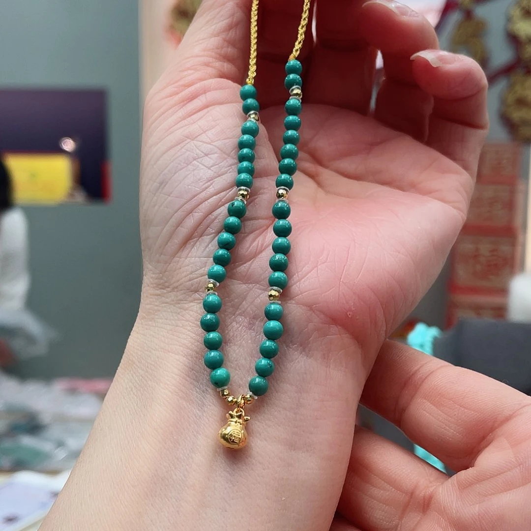 绿松石颈饰18K金镶嵌