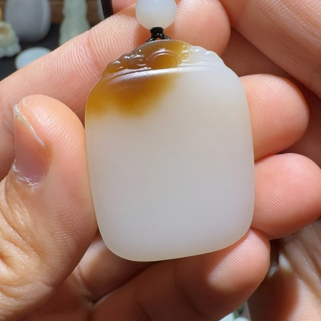 和田玉未镶嵌吊坠(不含链)