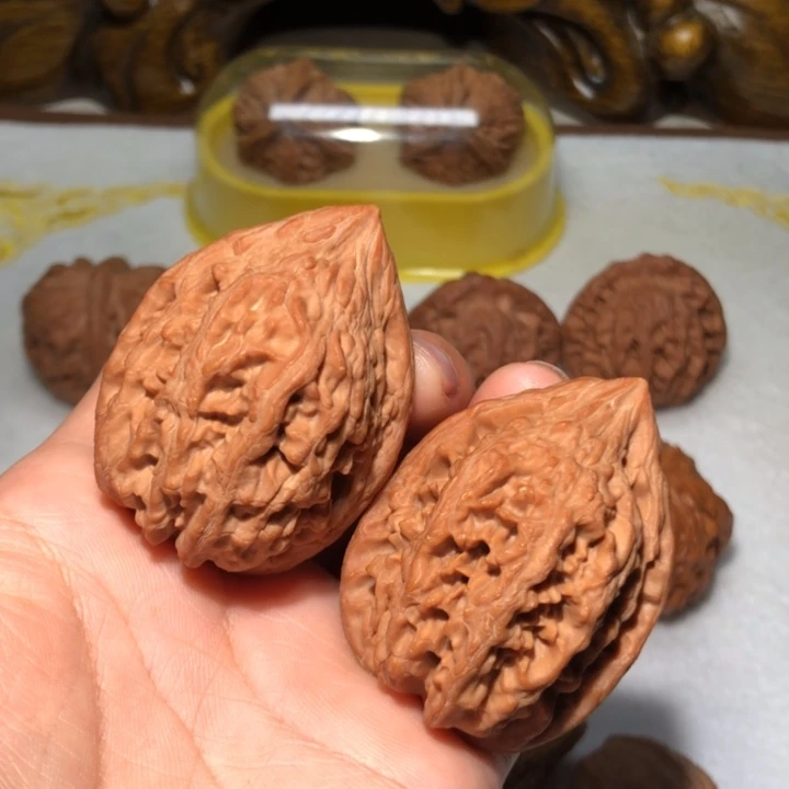 把件文玩核桃38鸭嘴大沽石