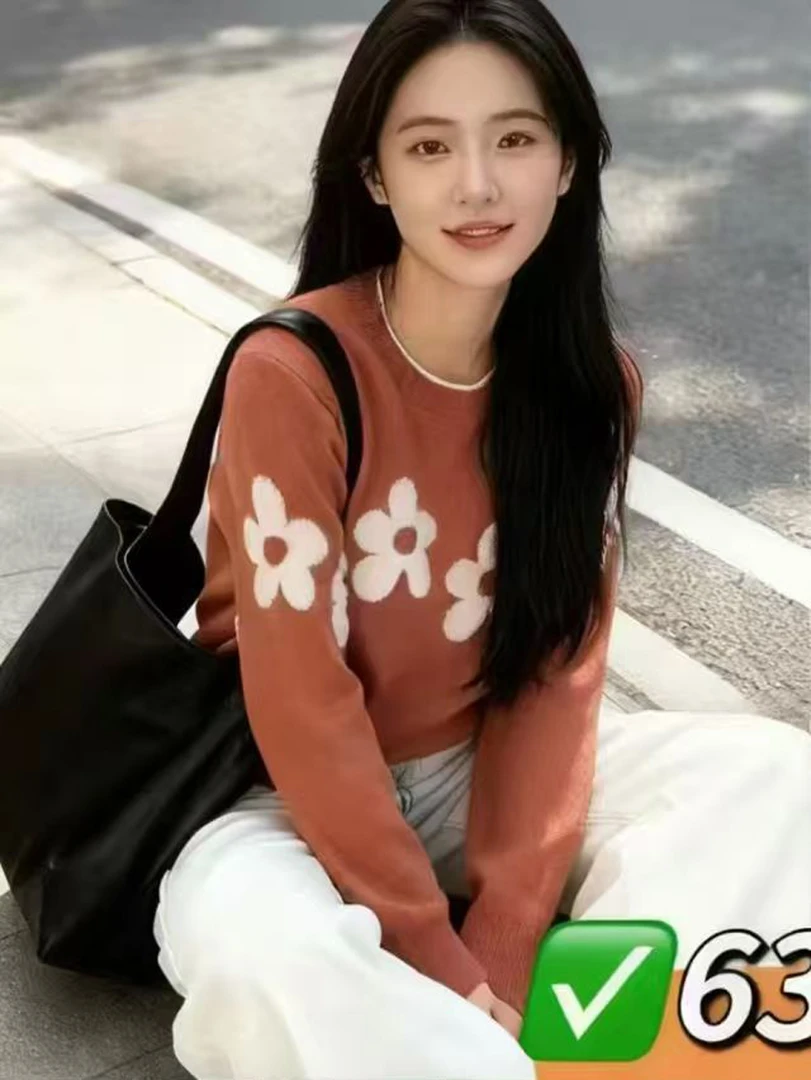 百花果冬季圆领轻奢风花朵女士针织衫打底毛衣洋气时尚气质百搭