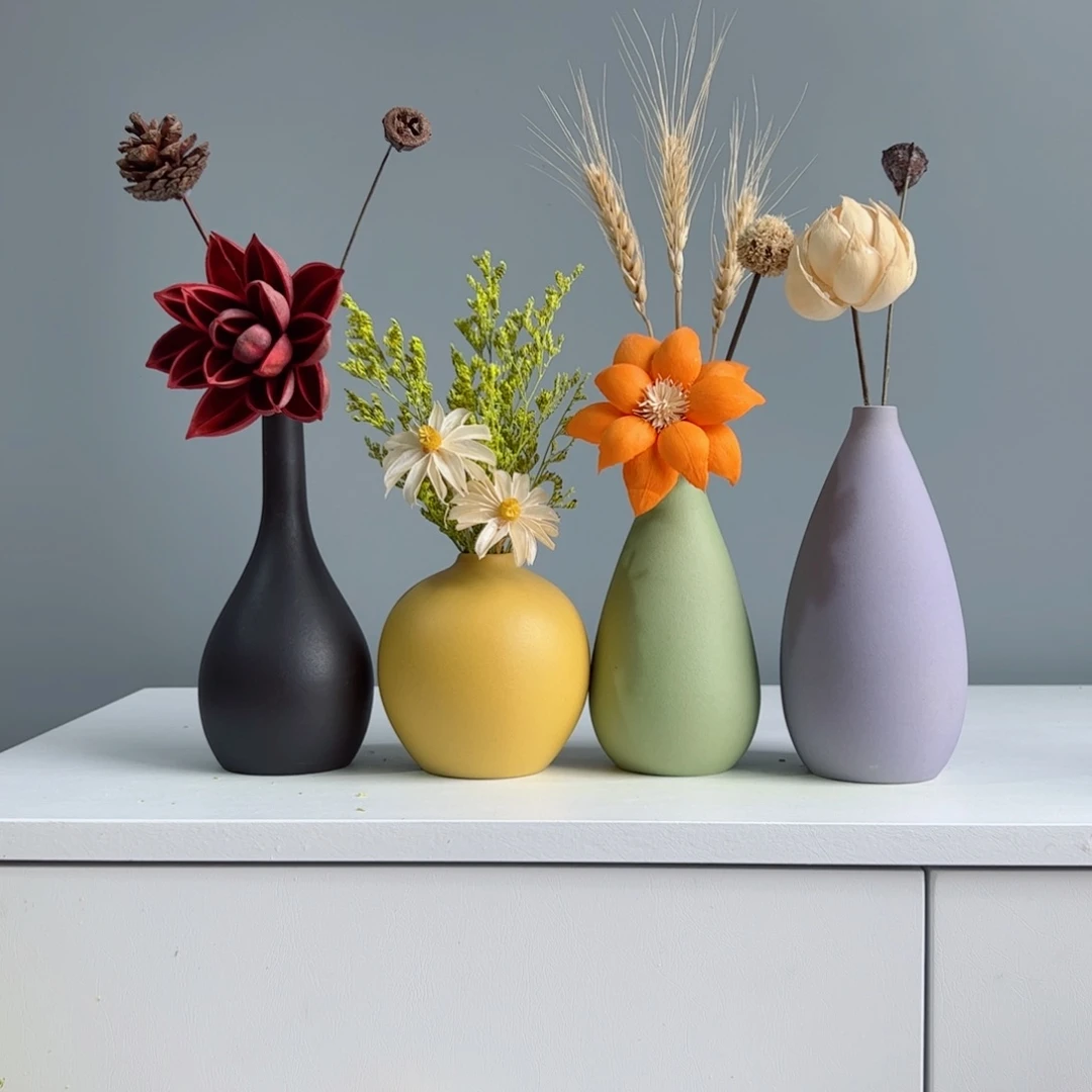 摆件陶瓷小花瓶摆件含花总高约20-30cm