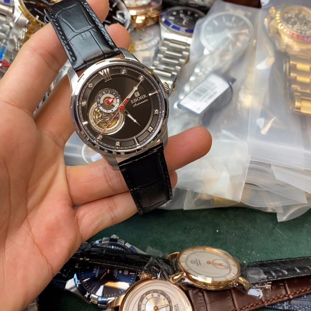 孤品闪电购手表一个