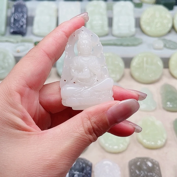 和田玉未镶嵌颈饰