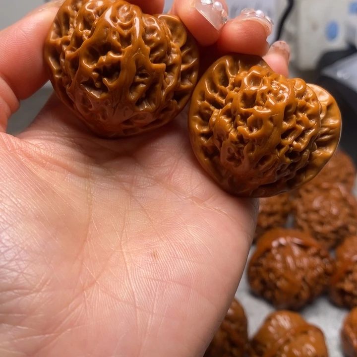 一***尘大叶紫檀（黑酸枝木类）