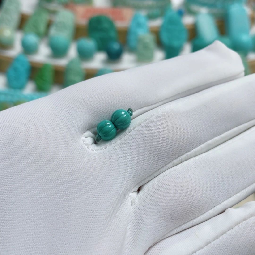 小****绿松石未镶嵌珠宝奇石