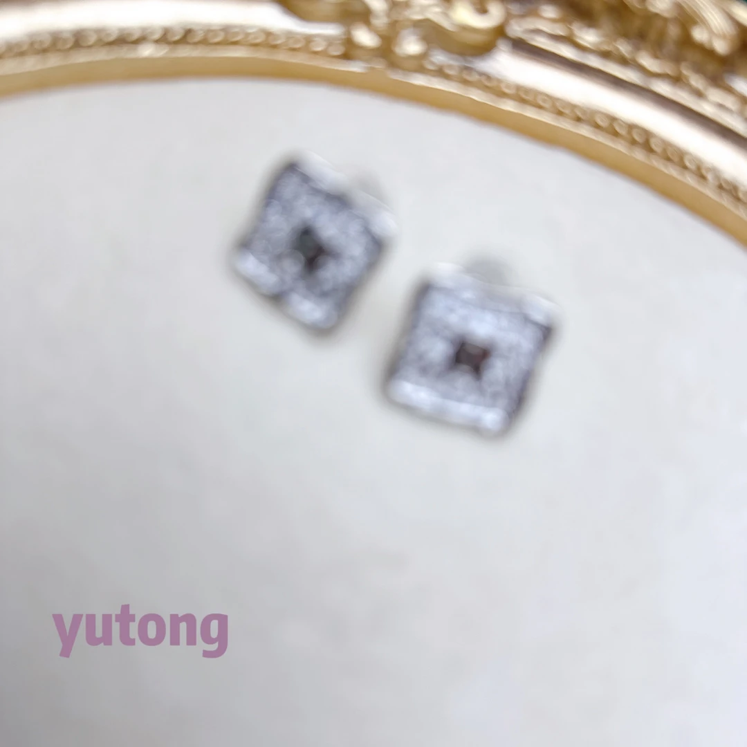 铜合金锆石耳饰 【雨桐轻奢饰品】设计款耳环KY01096