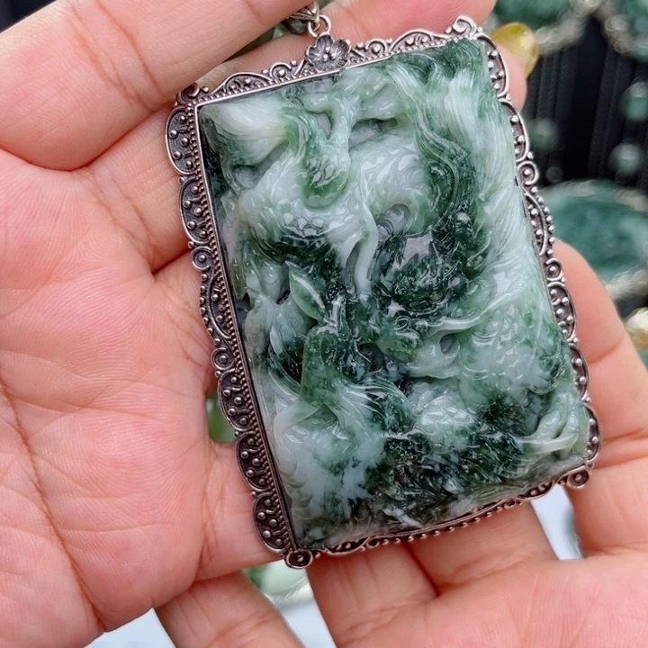 透闪石-蛇纹石玉银S925镶嵌颈饰云***刀