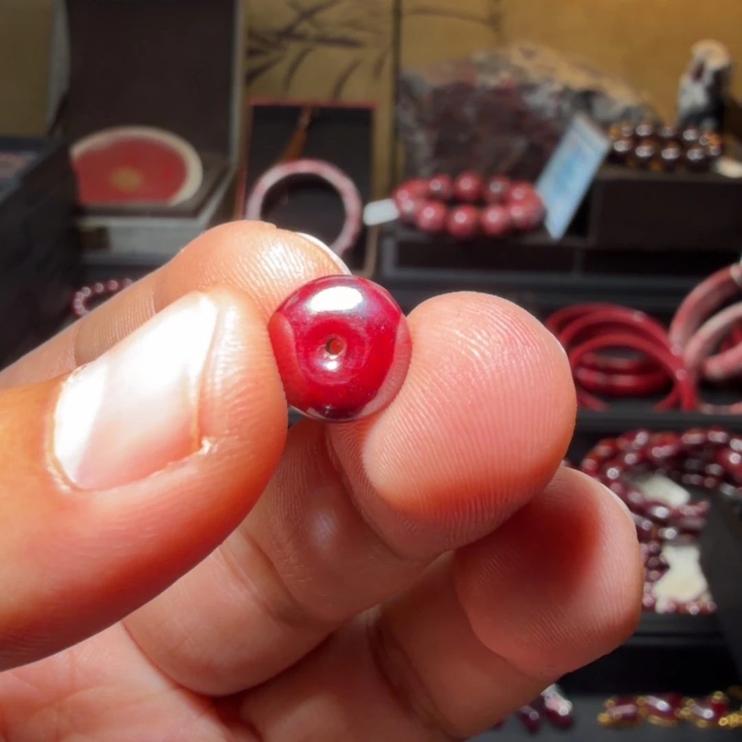 天然辰砂原矿晶体平安扣2.3