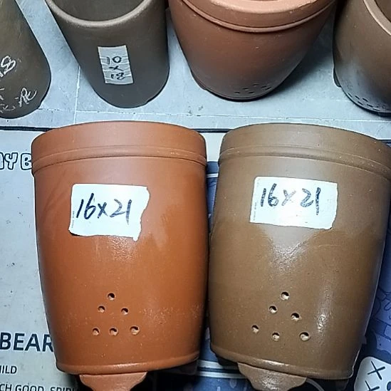 红泥紫泥三线两个花盆