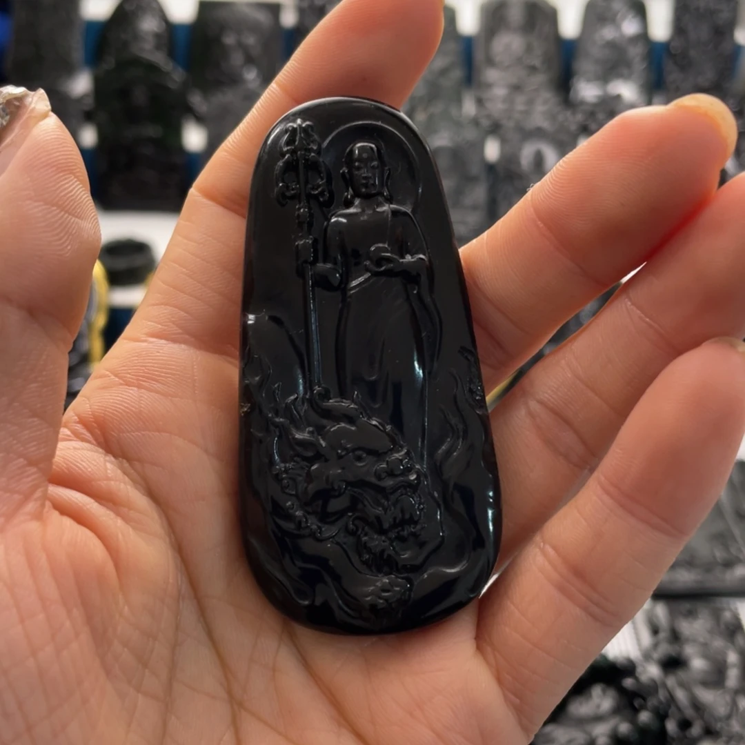 蛇纹石玉吊坠未镶嵌娱**已