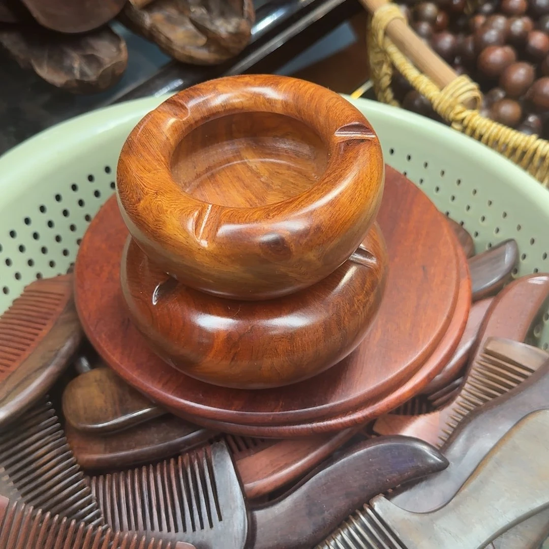 大果紫檀（缅甸花梨）烟灰缸