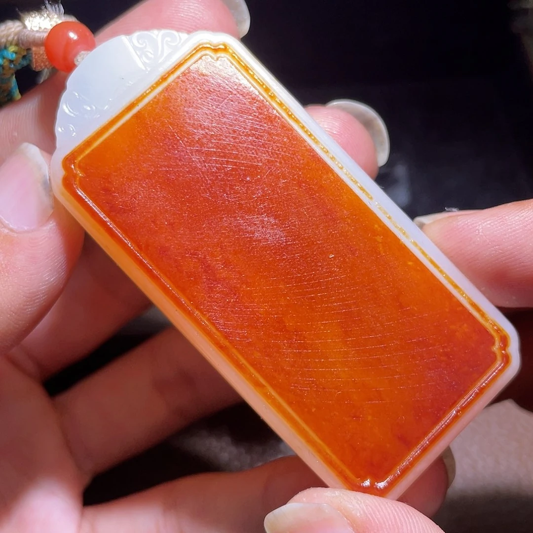 和田玉未镶嵌颈饰老*人d2