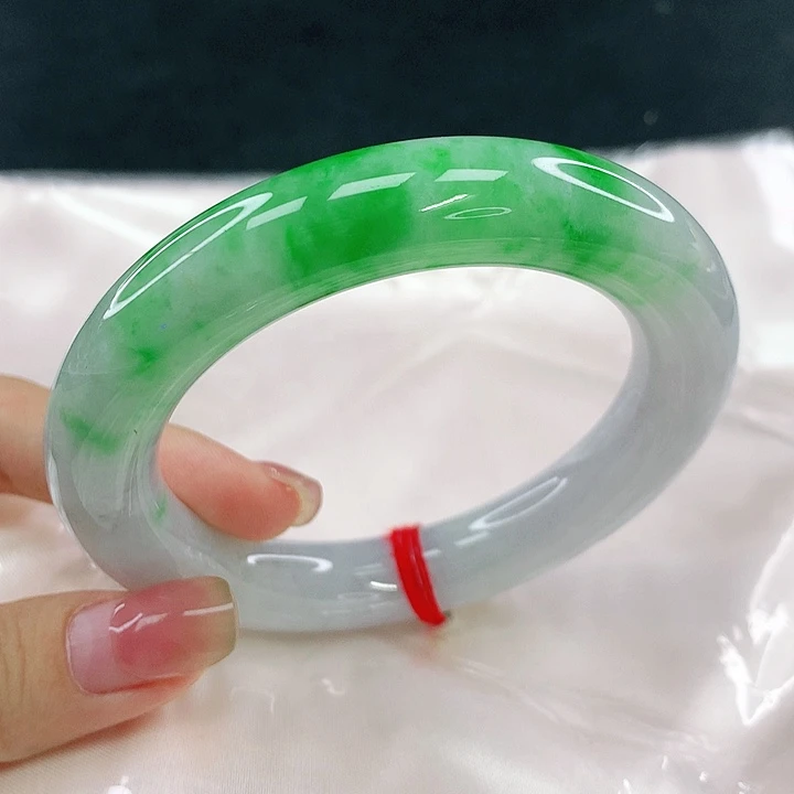 翡翠未镶嵌手镯圈57.5，12023