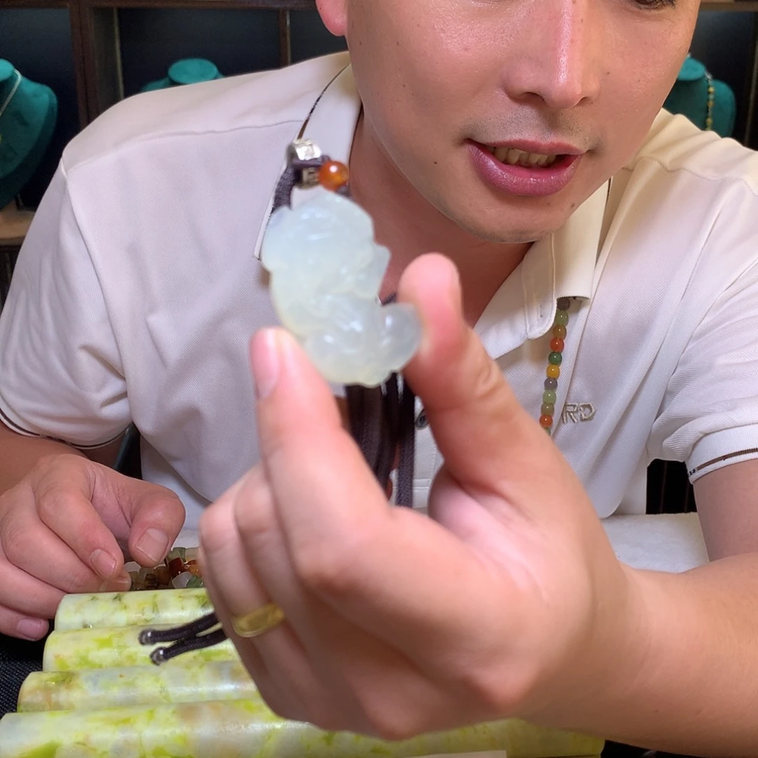 未镶嵌蛇纹石玉手串