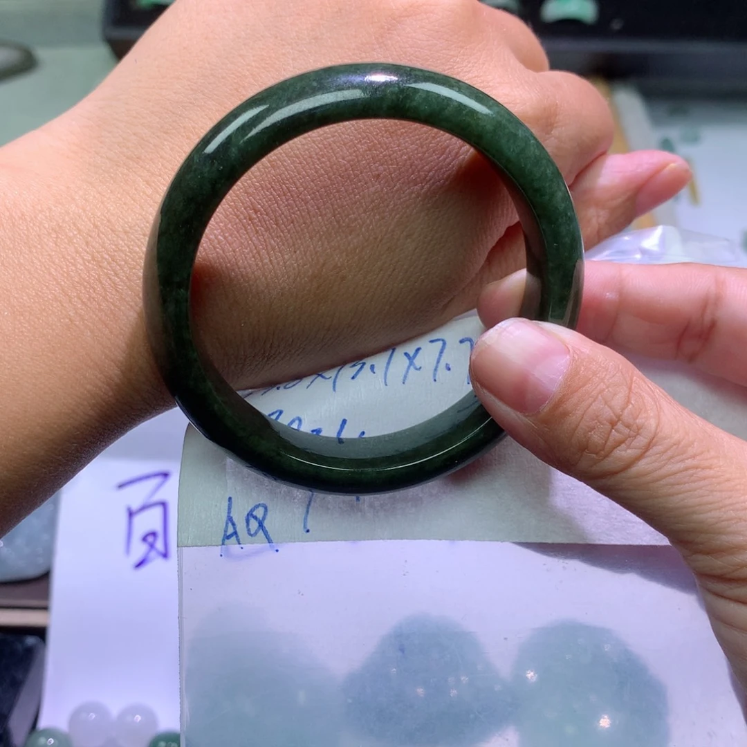 定制翡翠未镶嵌手镯53.8