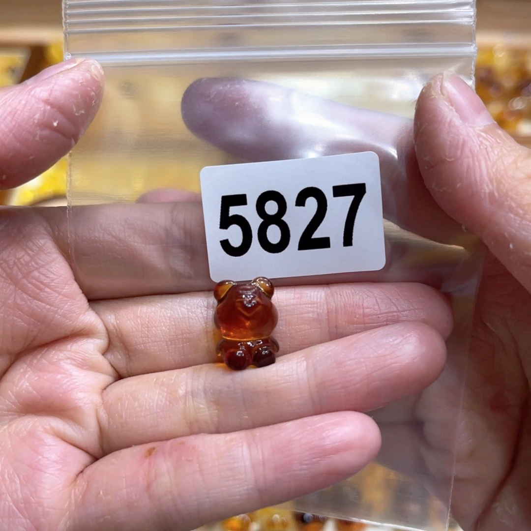 未镶嵌毛衣链琥珀