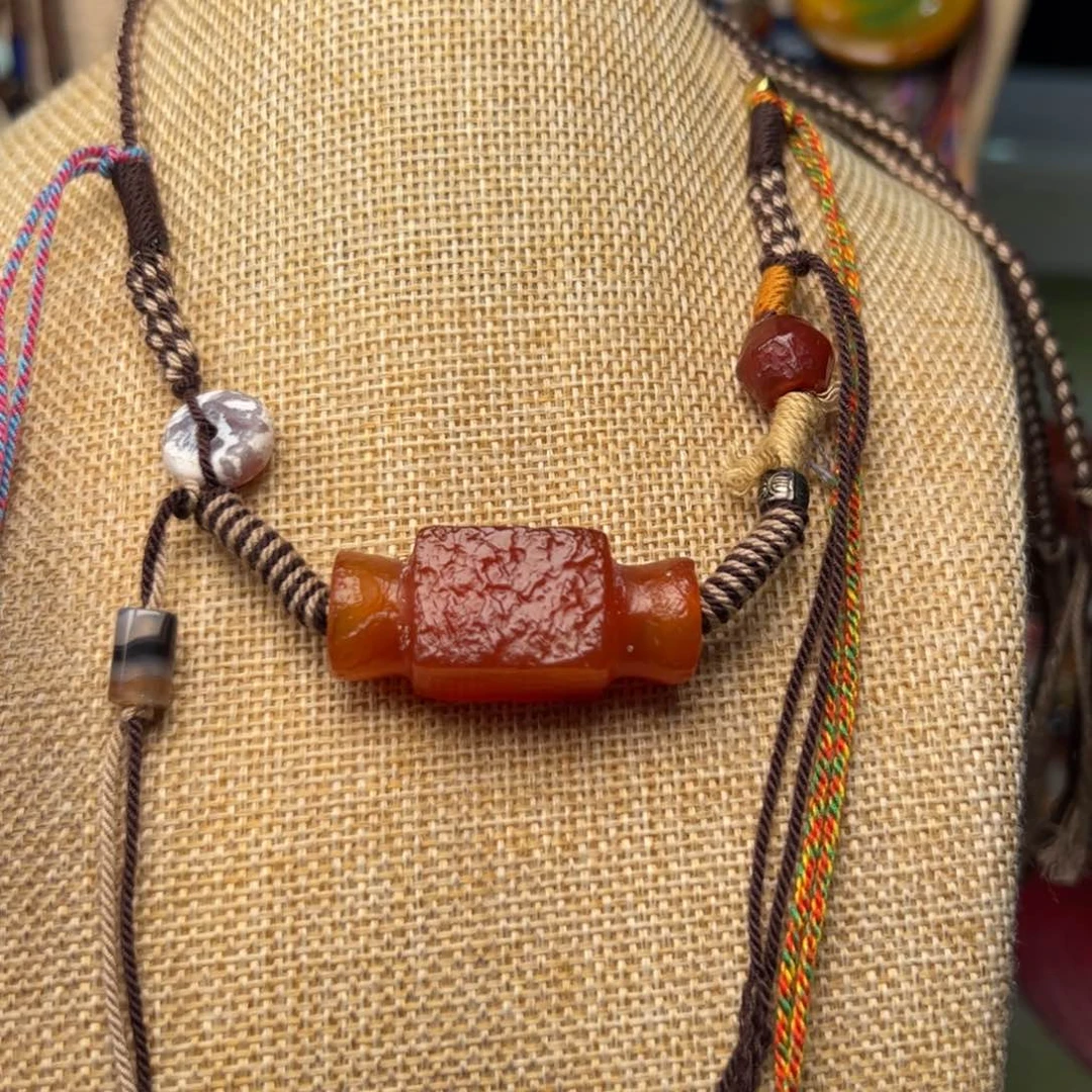 玛瑙/玉髓颈饰未镶嵌