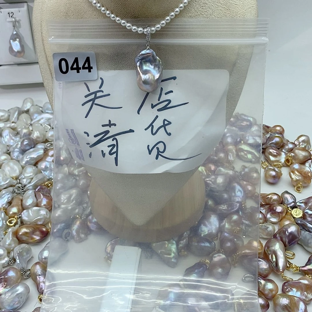 淡水珍珠颈饰合金