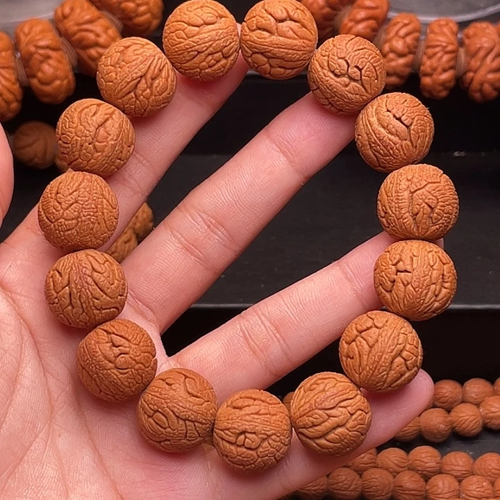 手串桃核金丝龙珠1.7