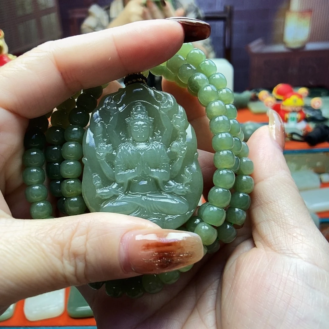 颈饰未镶嵌和田玉啊*