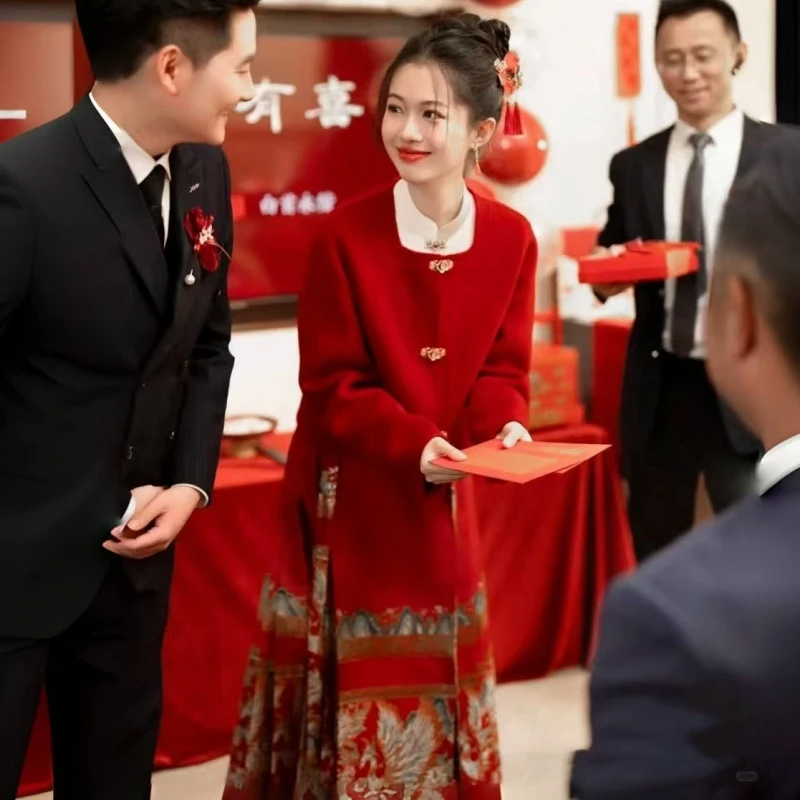 秋冬新国风红色毛呢外套新娘马面裙敬酒服套装（购套装赠送白上衣）