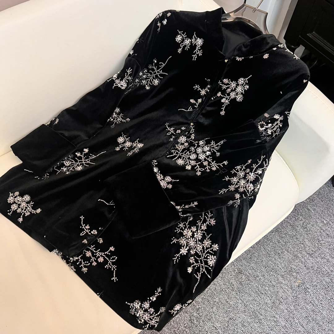 7039 新中式女装 重工亮片立领时尚休闲女士上衣宽松版长袖女外套