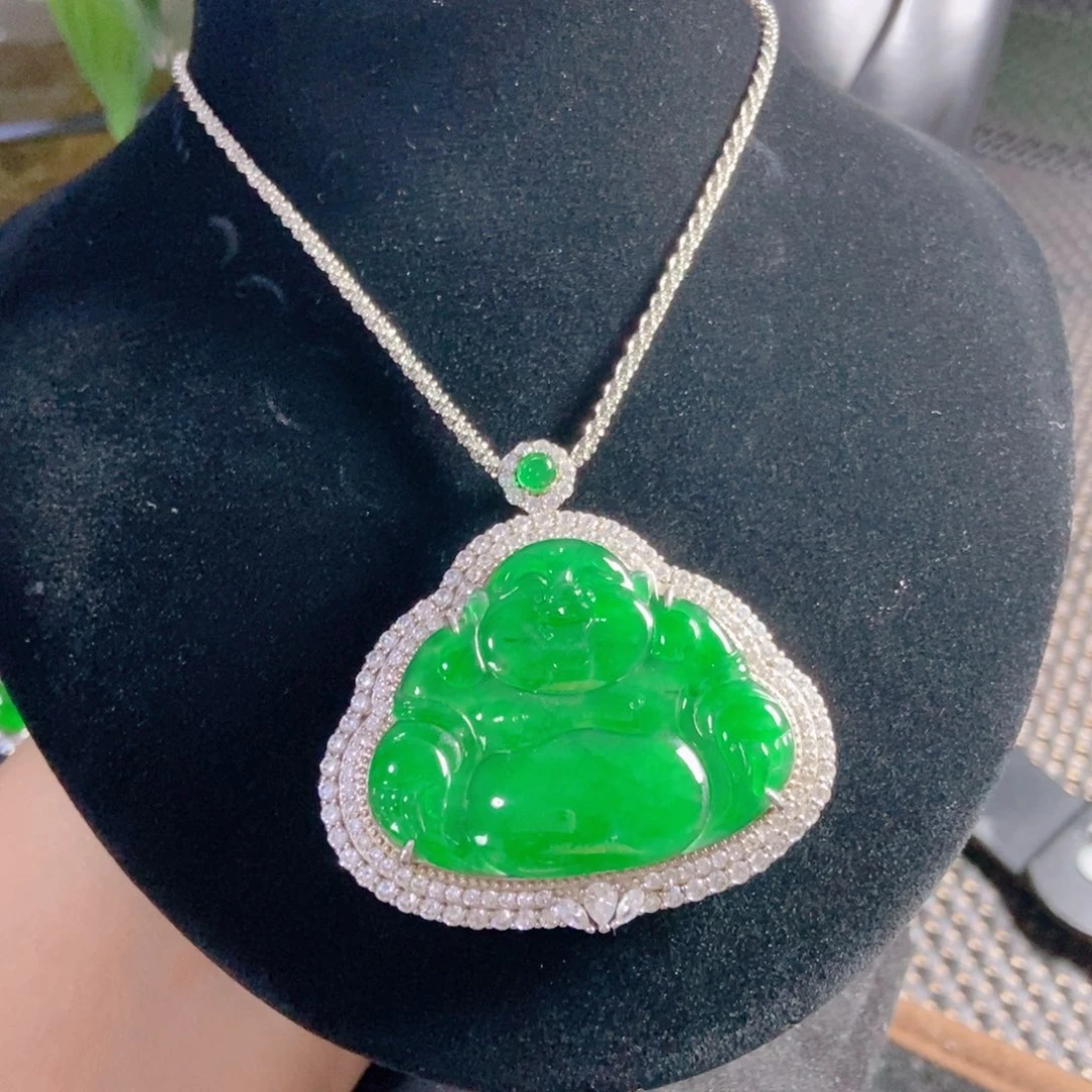 翡翠未镶嵌颈饰