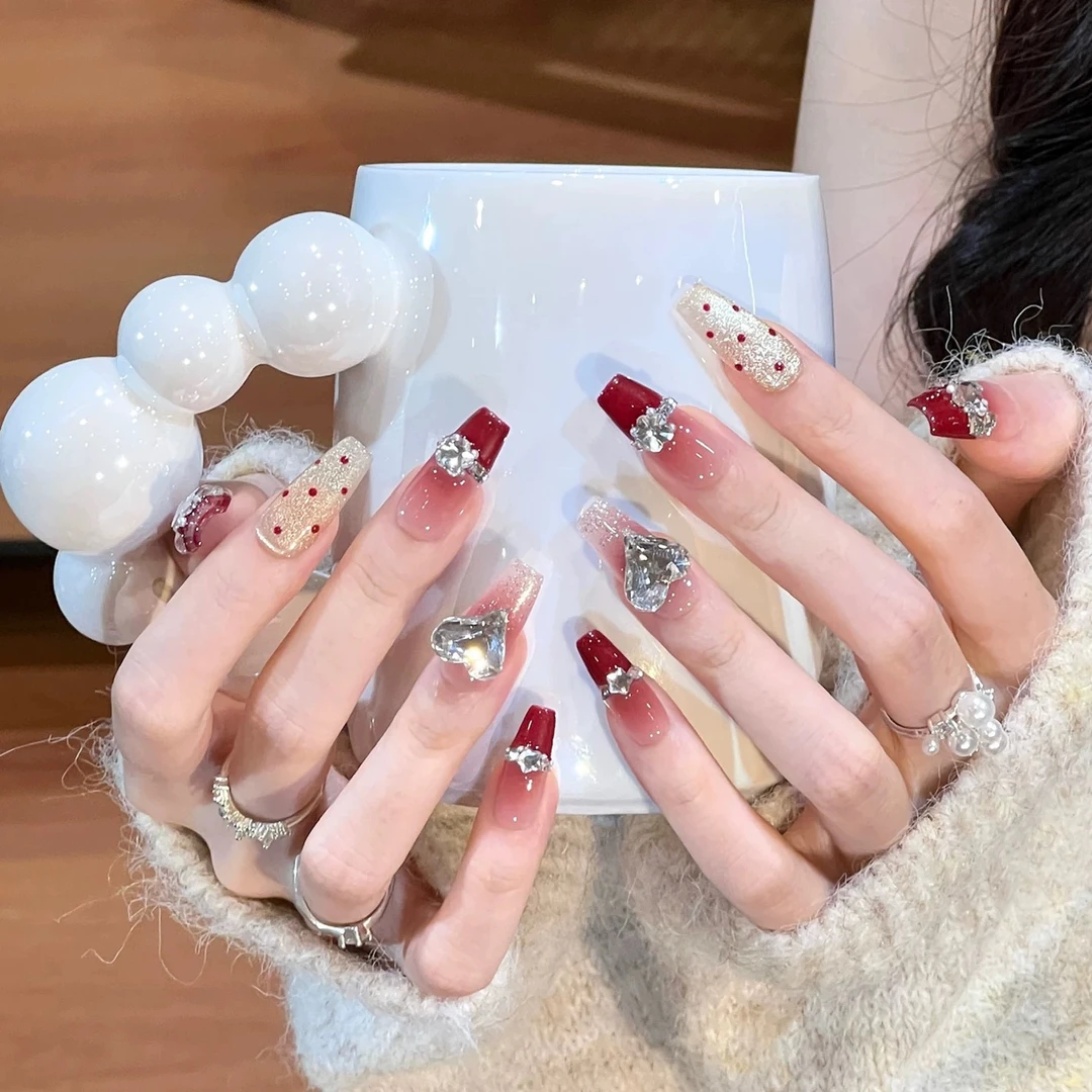新款高颜值纯手工穿戴甲片红色法式爱心网红指甲贴美甲成品新年甲