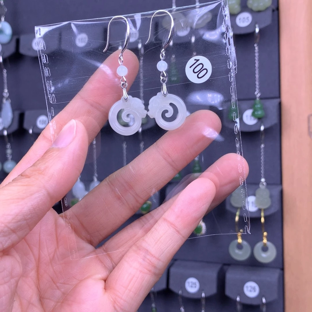 和田玉耳饰银S925镶嵌晓***上