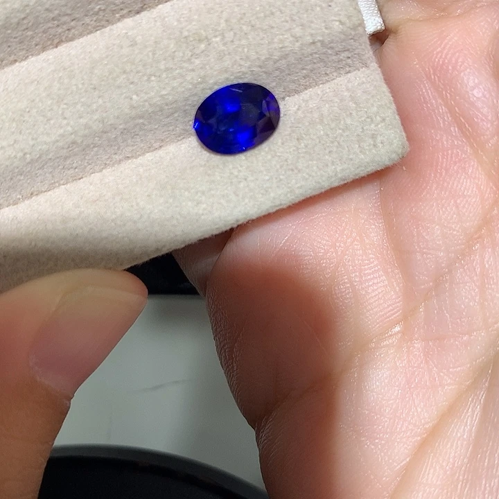 裸石蓝宝石1.92ct皇家蓝蓝宝石吉尔德