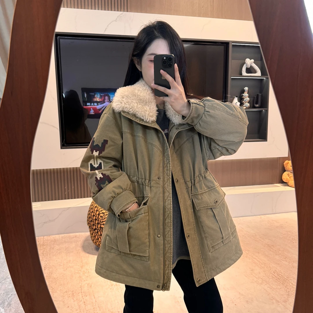 宿慕SUMU重工设计感大翻领羽绒服2025冬季新款羽绒派克服女2129