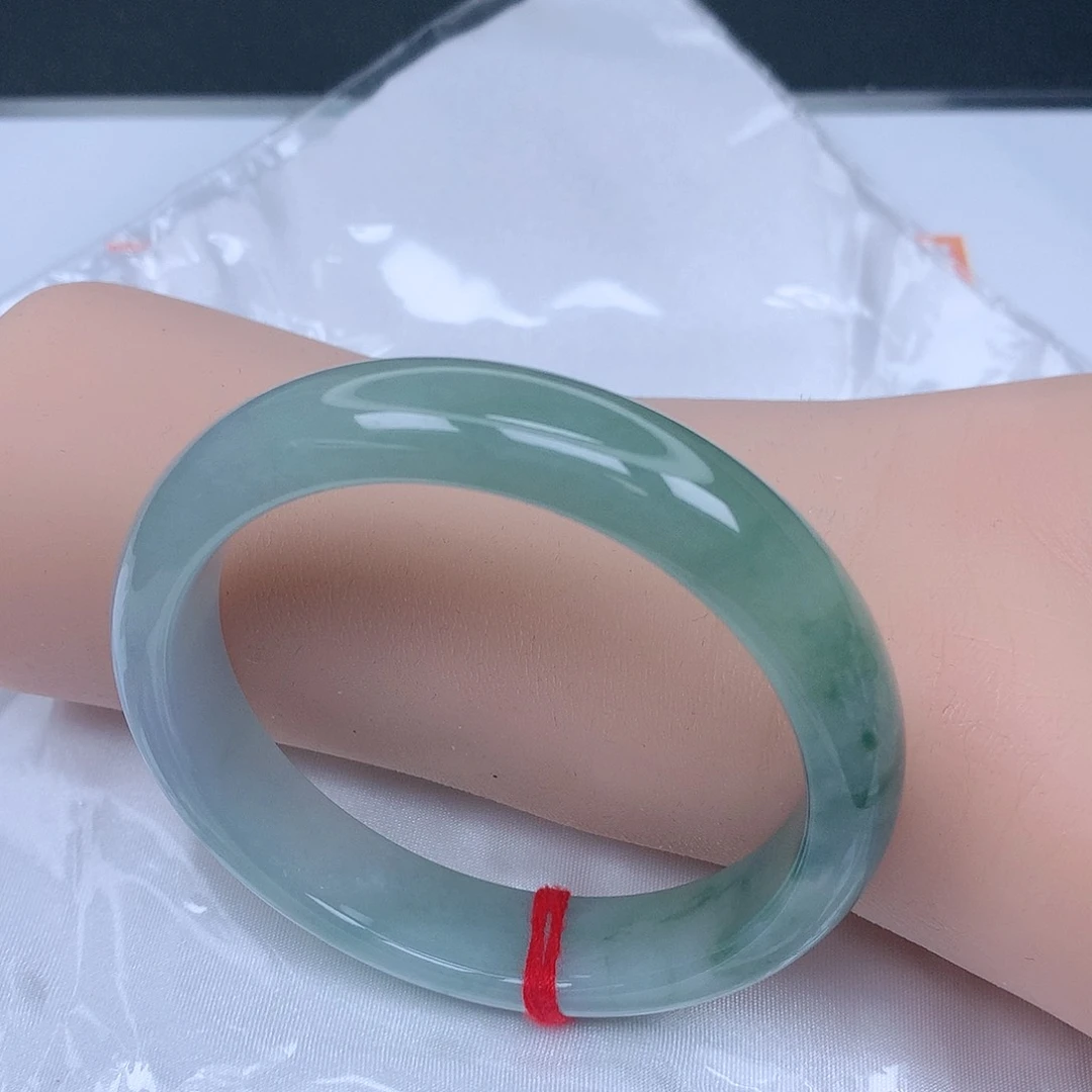 【闪购商品】未镶嵌手镯翡翠，56