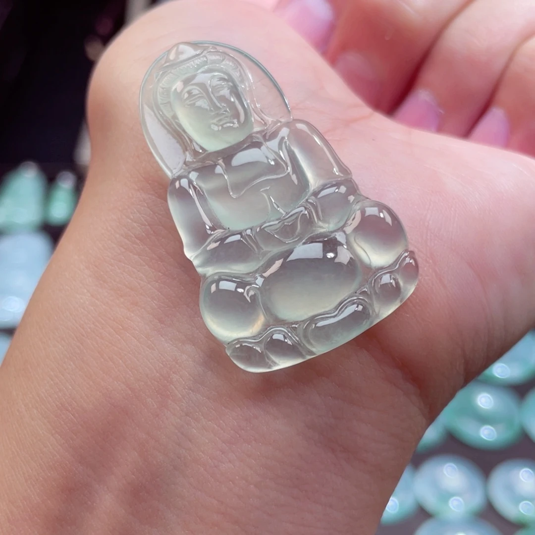 颈饰未镶嵌翡翠观音