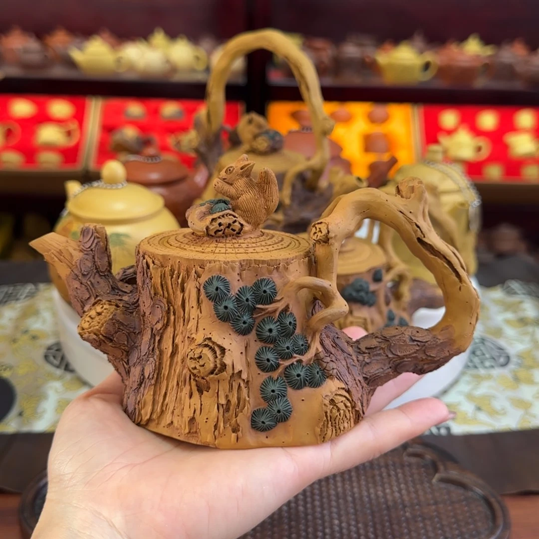 茶壶紫砂枯木松鼠