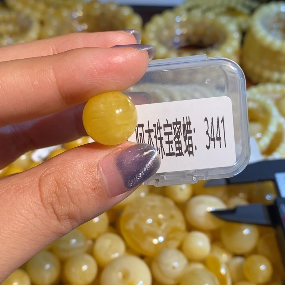 琥珀未镶嵌珠宝奇石3441