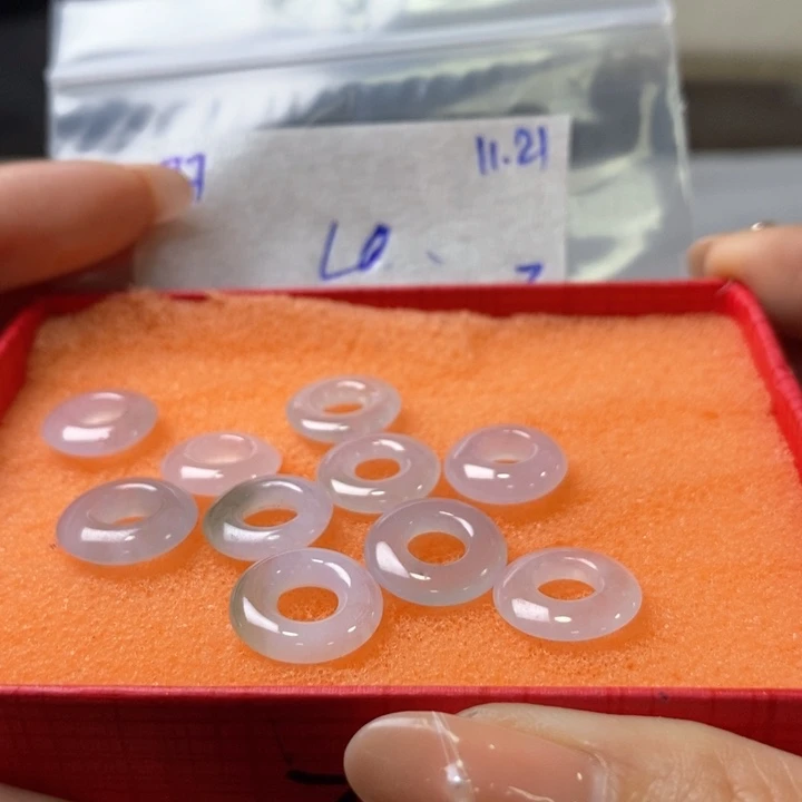 三***）定制翡翠未镶嵌不退