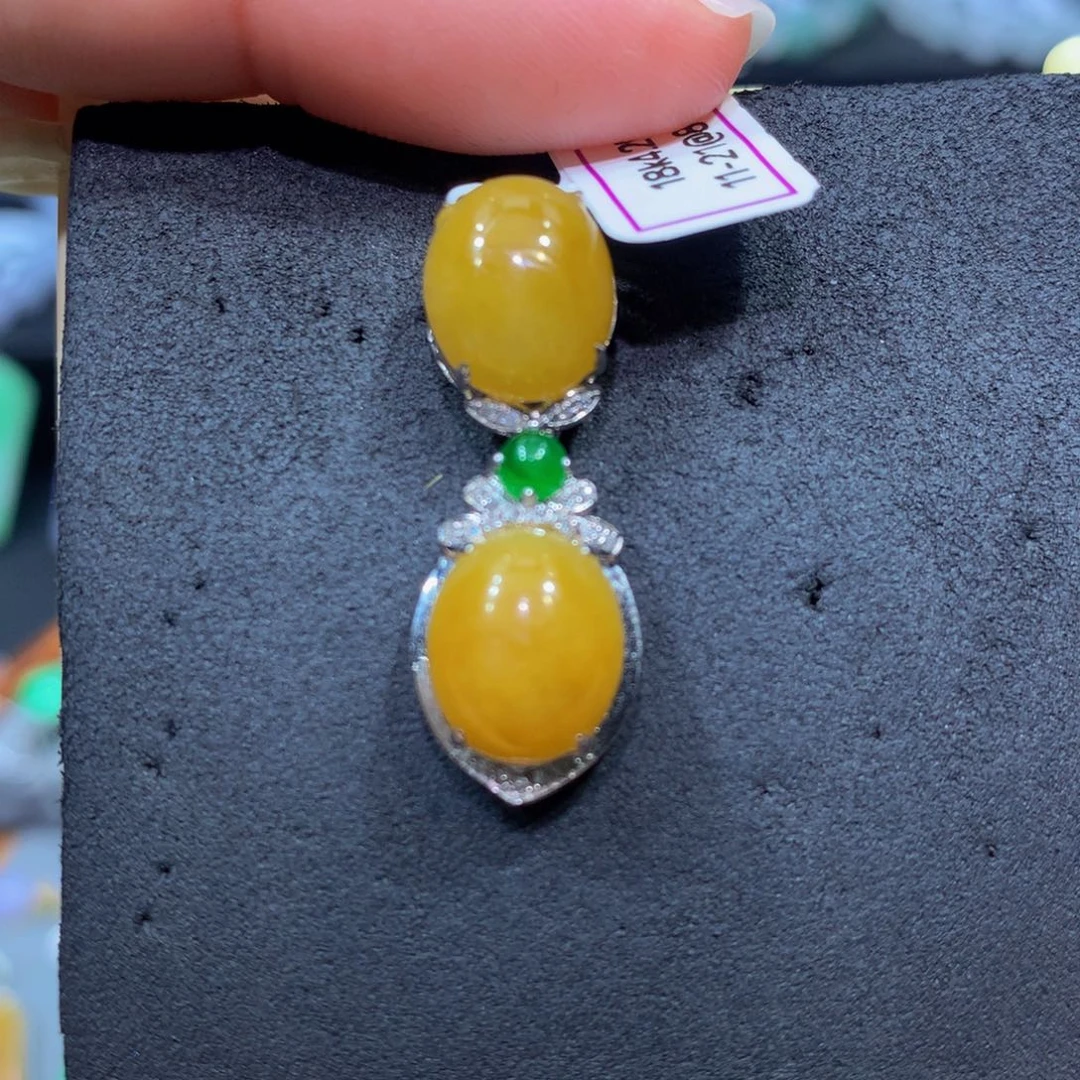 翡翠18K金镶嵌颈饰翡翠