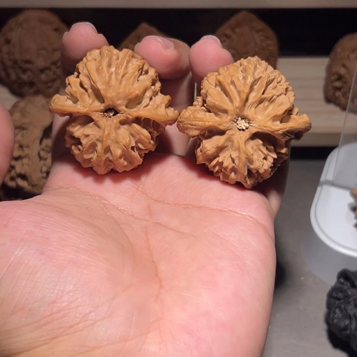 文玩核桃吊坠42加全品苹果