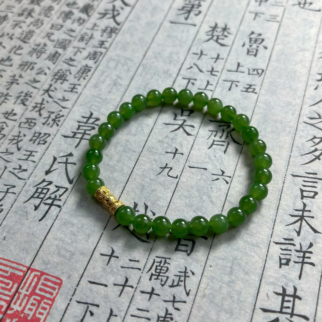 【大新珠宝】碧玉6咪手串（微微矿点 不明显）-多样性发一