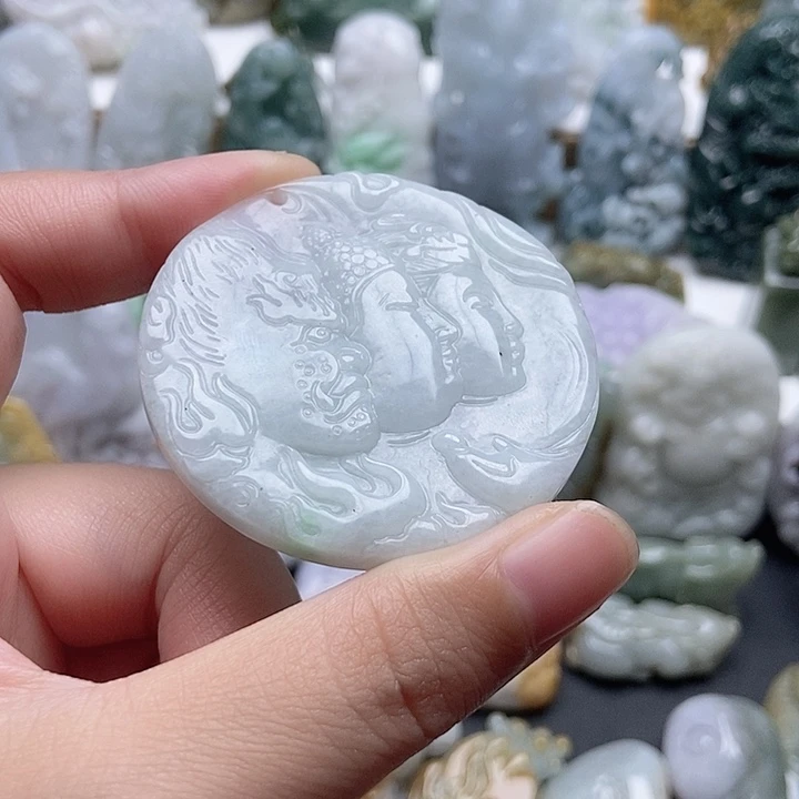 翡翠未镶嵌颈饰翡翠