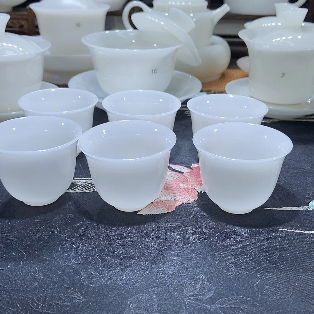 我想去吃东西的了么亲爱勒不吃你也